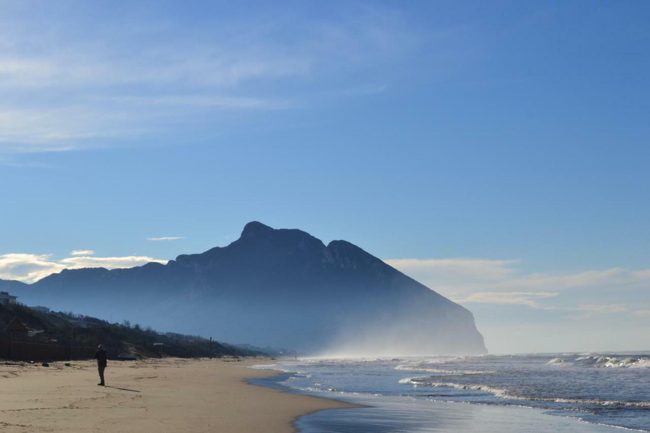 Kia Ora San Felice Circeo Bagian luar foto